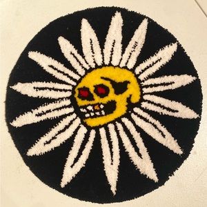 Skull Daisy Punch Needle Decor Rug